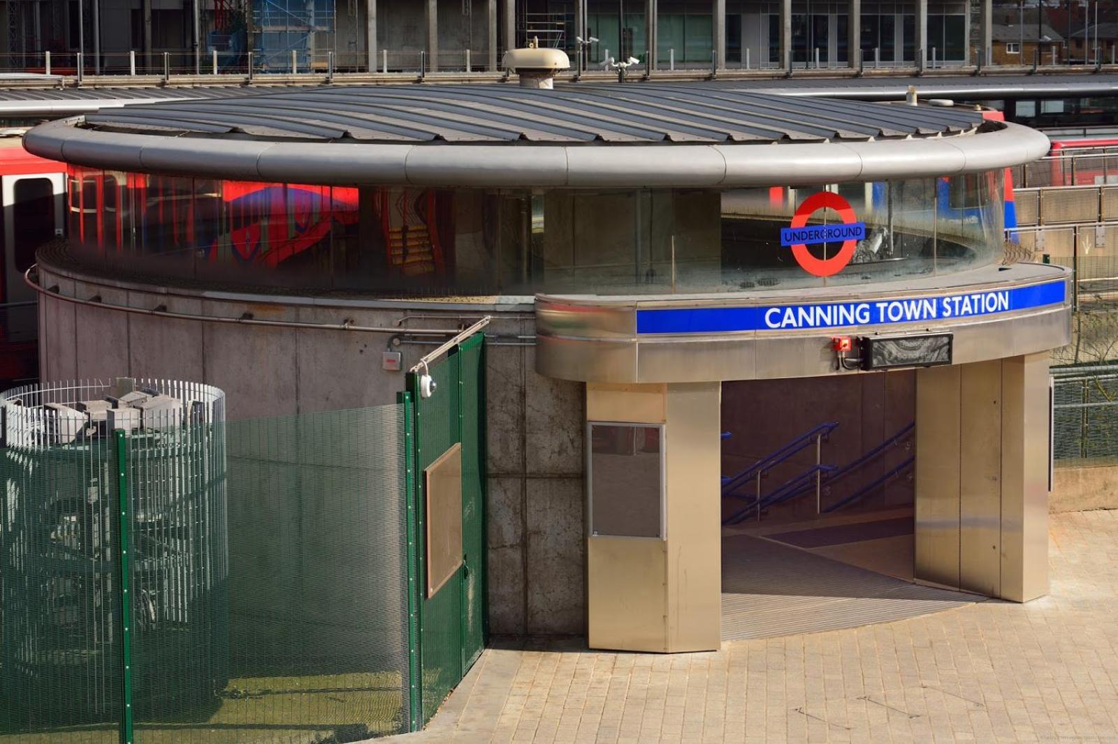 Canning Town 2 Bed Apartment 런던 외부 사진